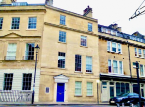 Beautiful Georgian TownHouse + opt parking